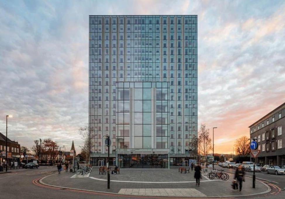 Sleep 7 20 Mins From London Waterloo Bp8公寓 外观 照片