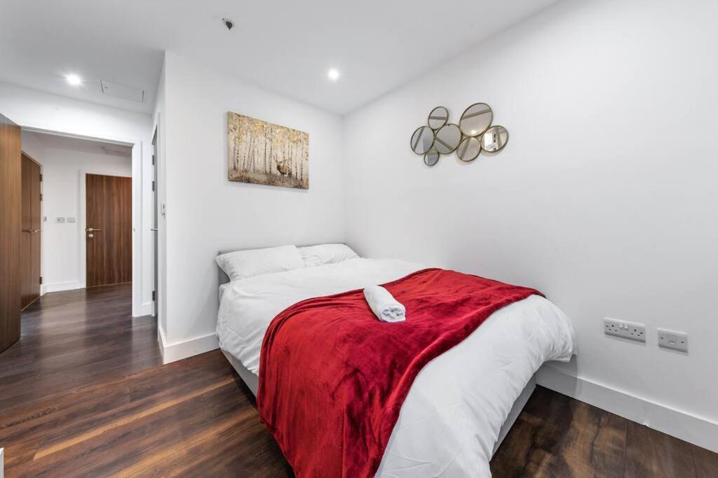 Sleep 7 20 Mins From London Waterloo Bp8公寓 外观 照片